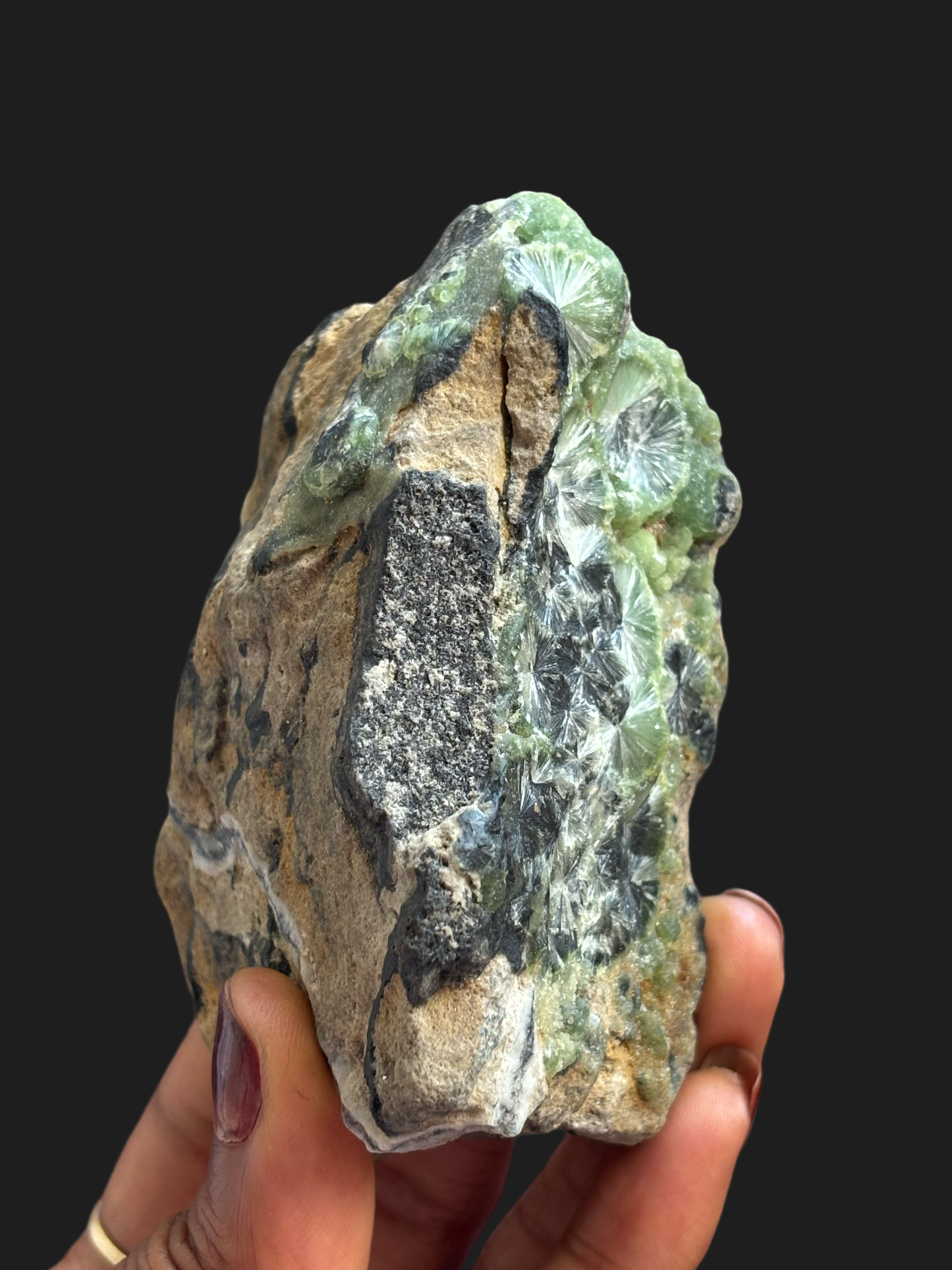 Unique Green Wavellite on Layered Chert & Novaculite Matrix with Quartz Vein – Mauldin Mountain, Arkansas