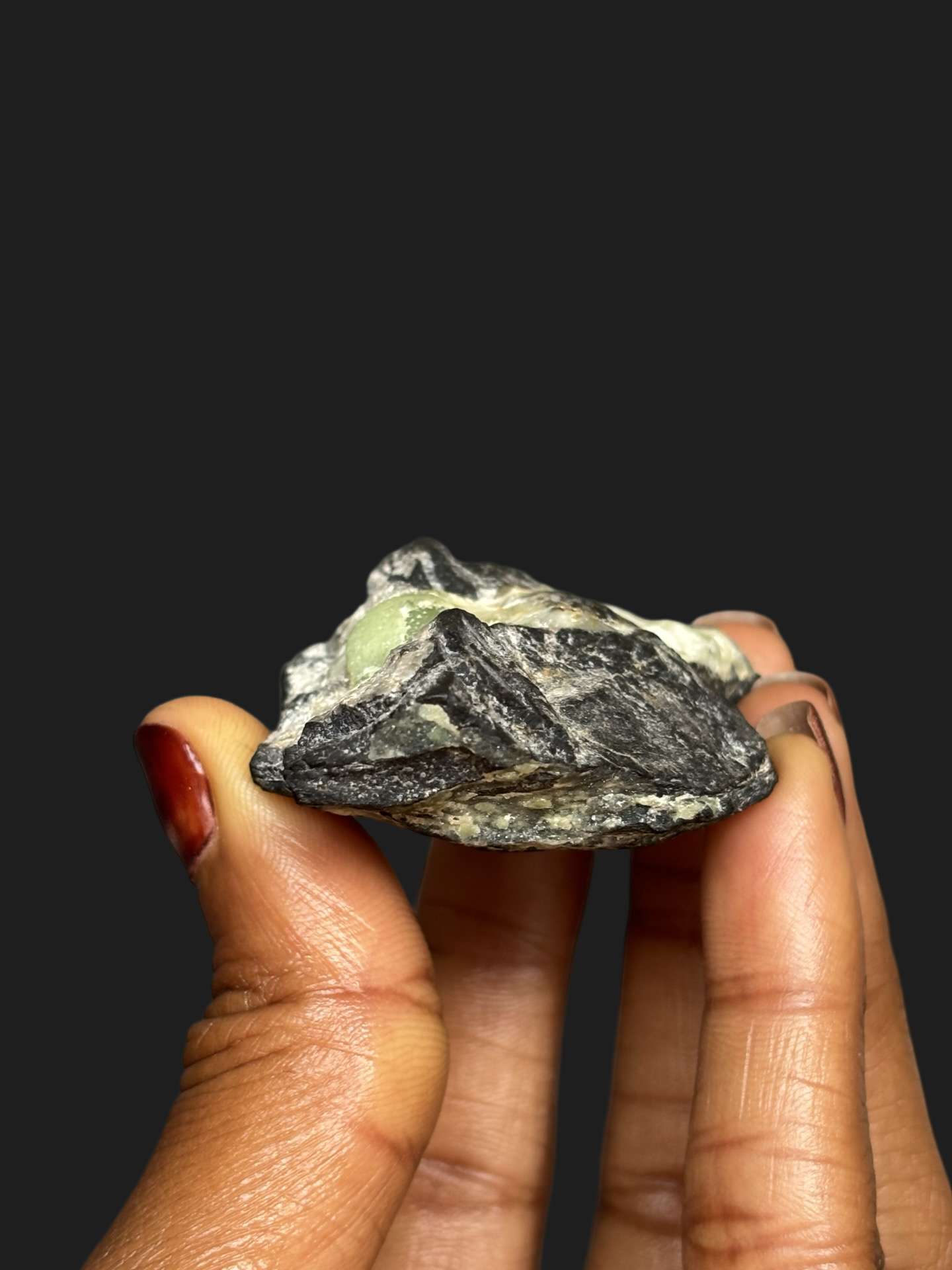 Unique Wavellite Crystal with Cat’s Eye, Druzy, & Botryoidal on Ash-Tinted Novaculite – Mauldin Mountain, Arkansas