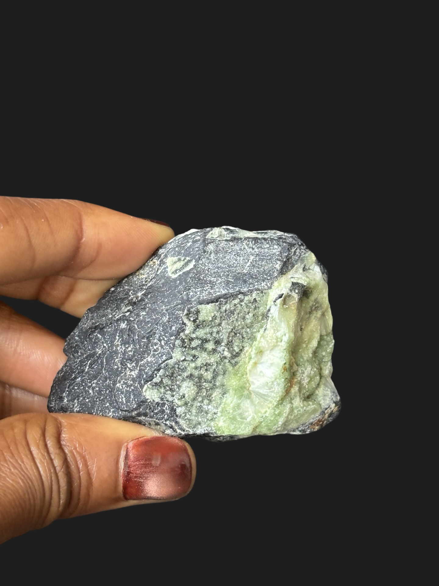 Druzy Wavellite Specimen with Cat Eye Crystals & Iron Deposits – Mauldin Mountain, Arkansas