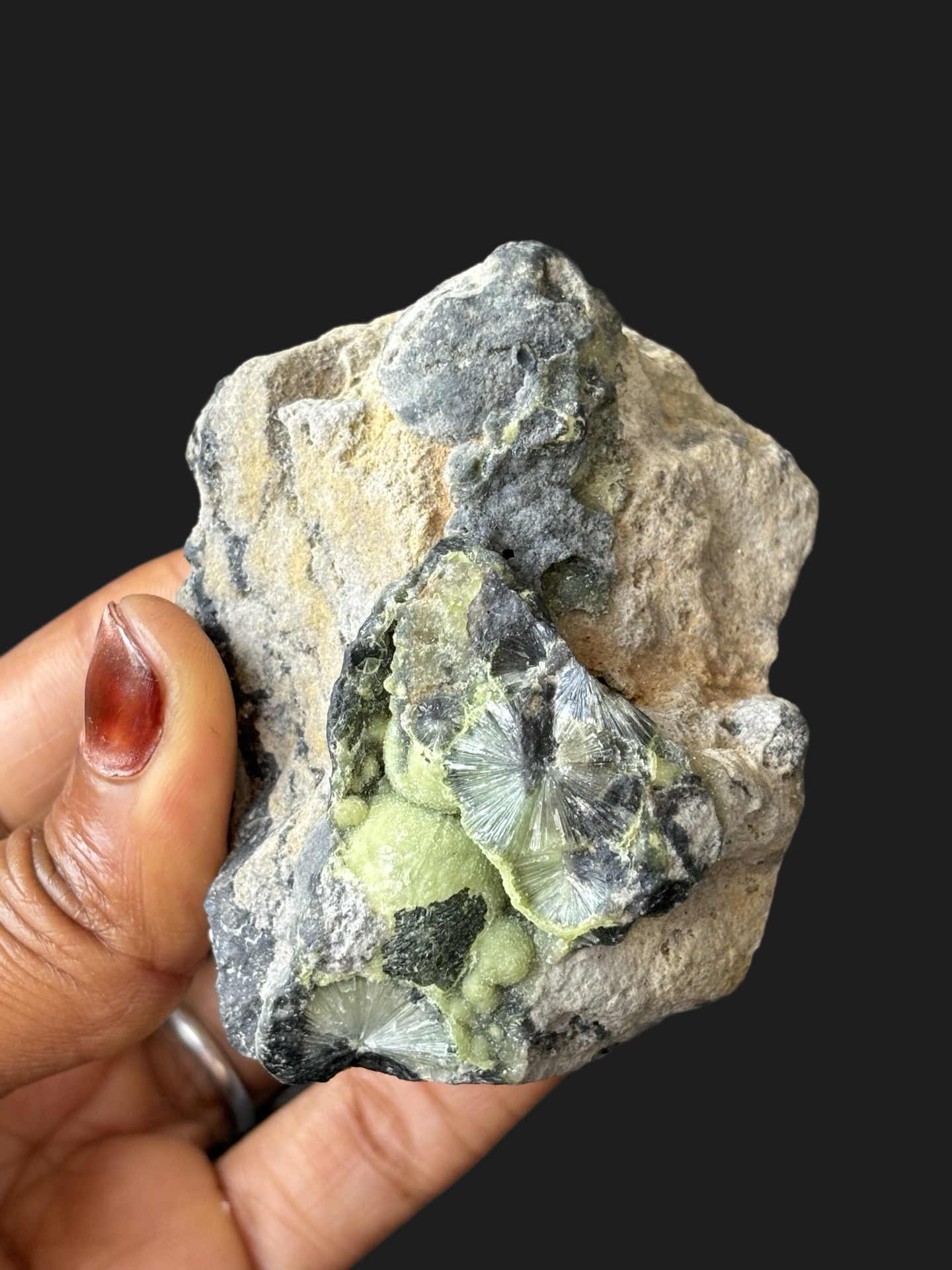 Striking Wavellite with Green & Gray Crandallite on Chert + Novaculite Matrix – Mauldin Mountain, Arkansas