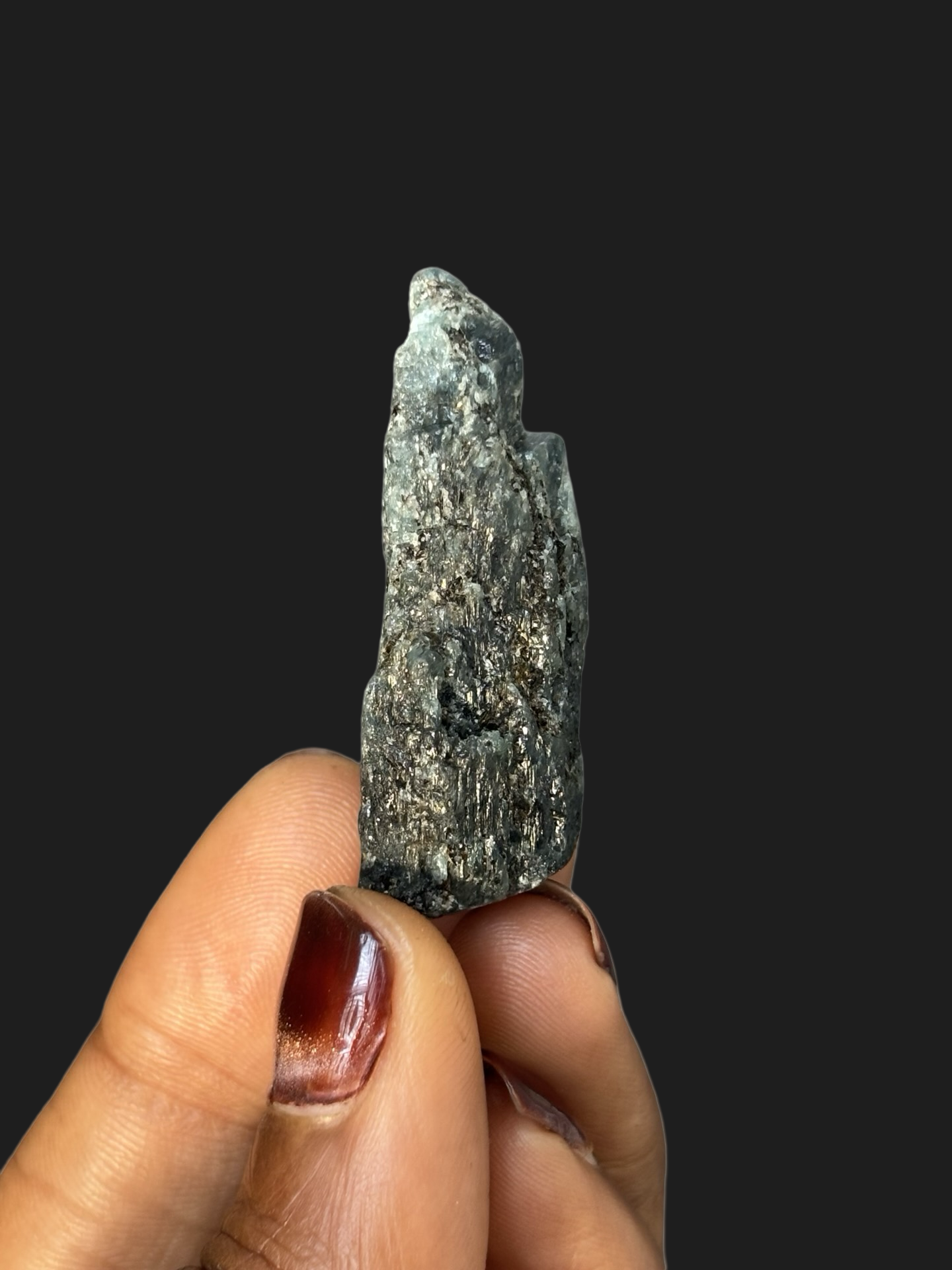 105ct Gem-Quality Raw Uncut Teal Blue Kyanite Crystal – Cowee Valley, North Carolina
