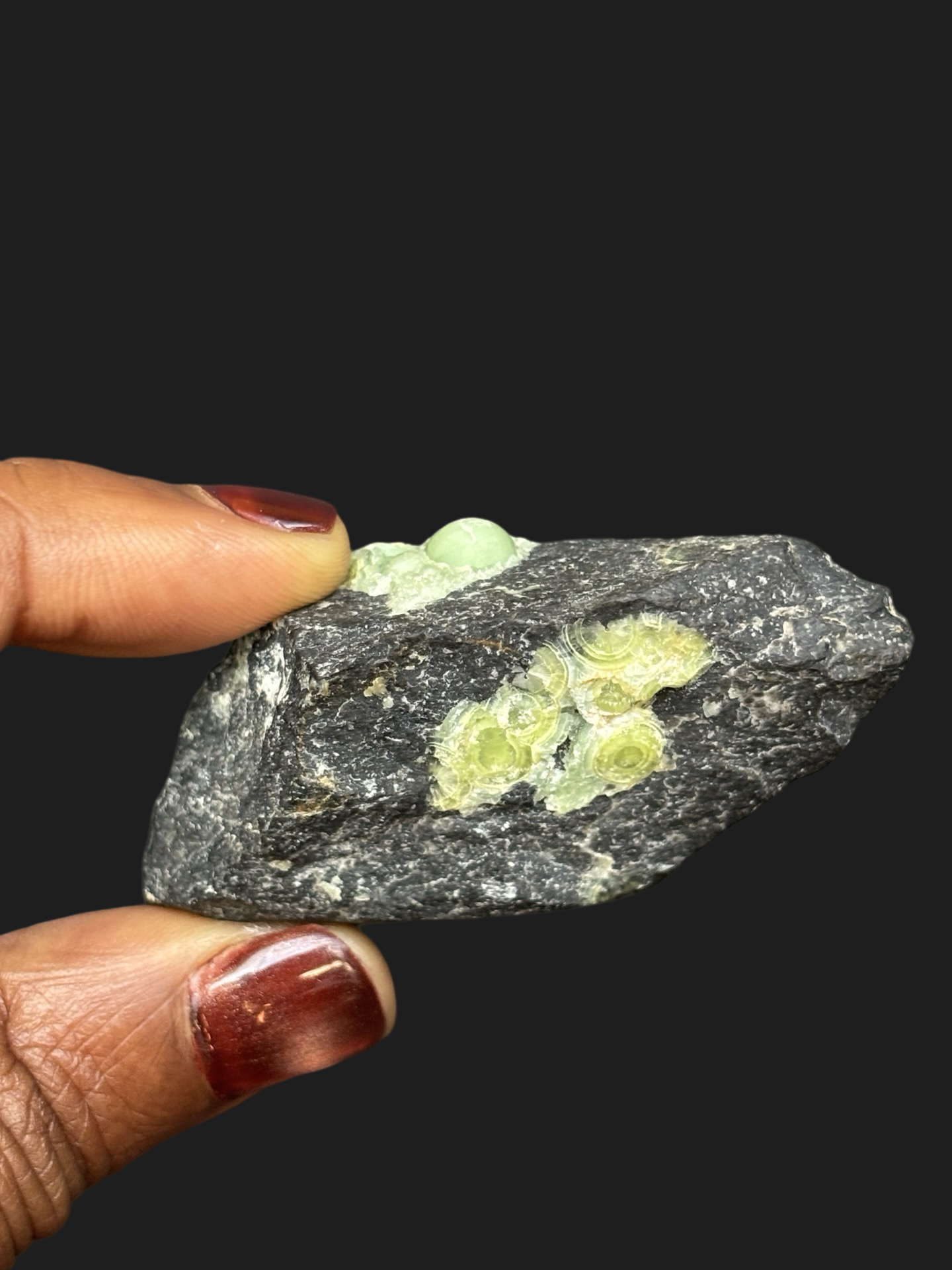 Powerful Wavellight Specimen with Cat Eye Crystals in Different Green Tones & Botryoidal Formation – Mauldin Mountain, Arkansas