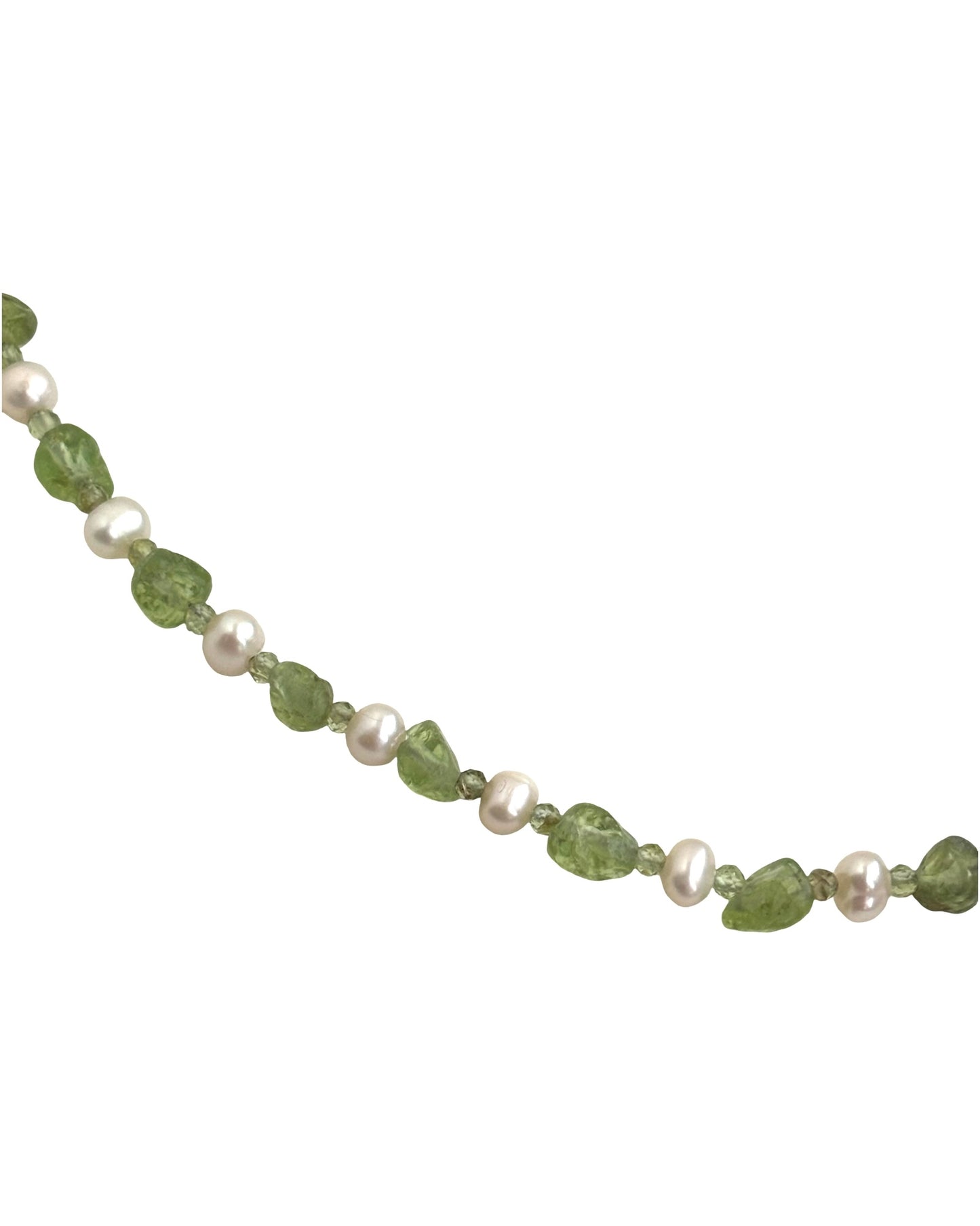 Verdant Grace- Peridot Gemstone Necklace w/ Freshwater Pearls