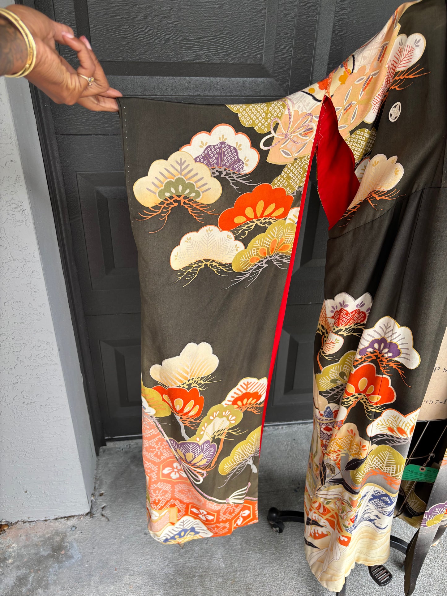 Antique Japanese Silk Uchikake (c. 1920s-1940s) – Ceremonial Formal Family Kimono w/ Mokko Crests, Pine & Fan Motif