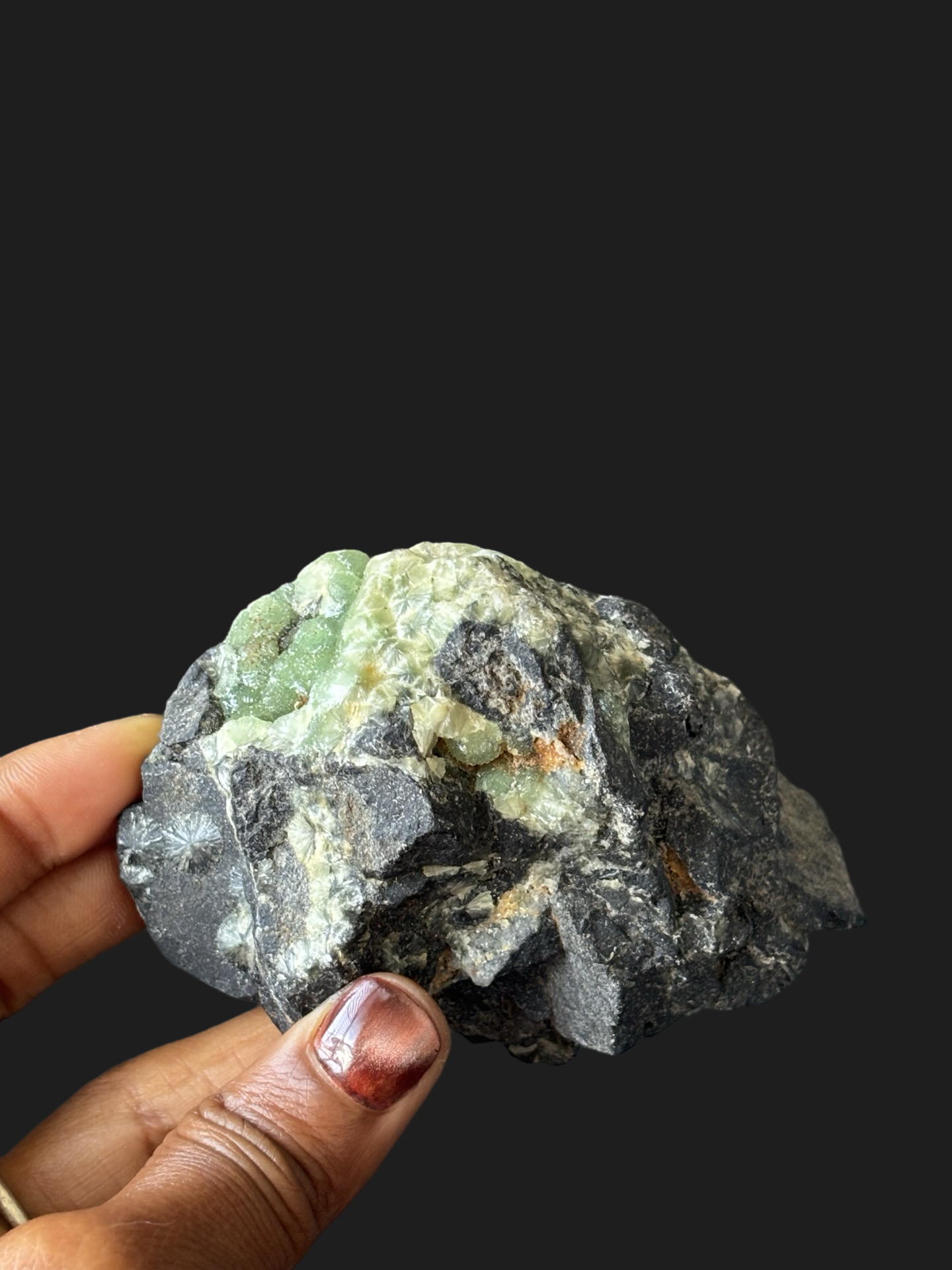 Exceptional Wavellite Specimen with Extremely Sparkly Botryoidal Formations on Novaculite Matrix – Mauldin Mountain, Arkansas