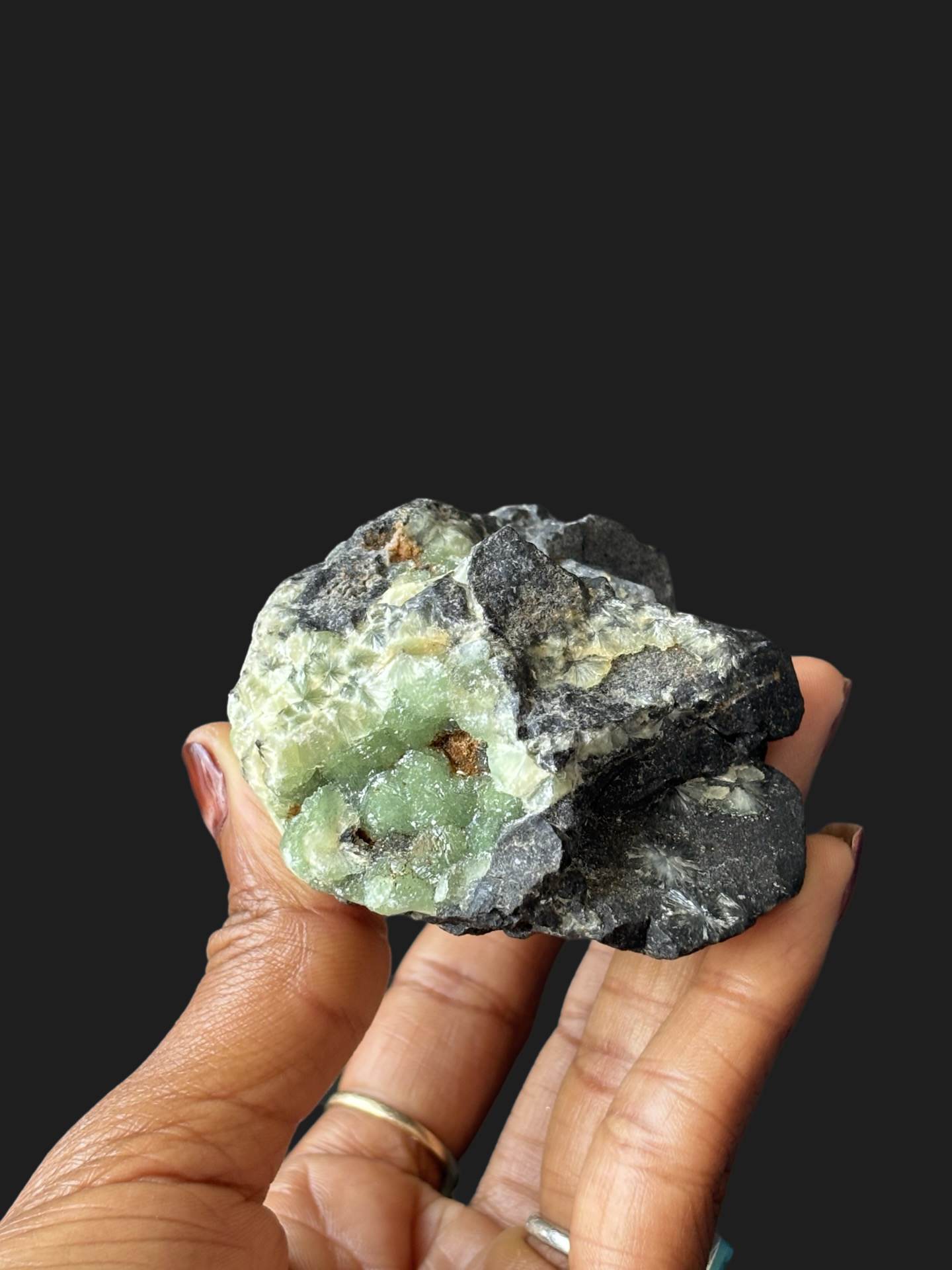 Exceptional Wavellite Specimen with Extremely Sparkly Botryoidal Formations on Novaculite Matrix – Mauldin Mountain, Arkansas