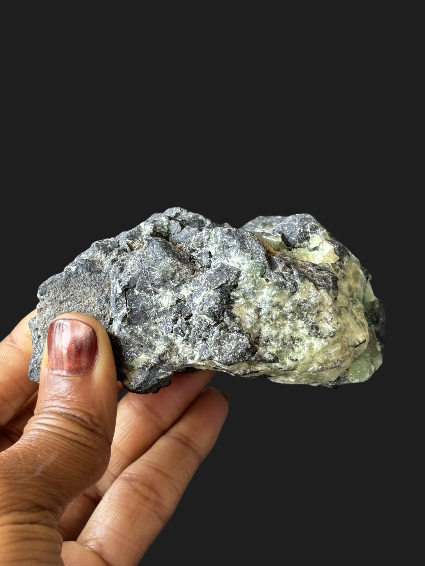 Exceptional Wavellite Specimen with Extremely Sparkly Botryoidal Formations on Novaculite Matrix – Mauldin Mountain, Arkansas