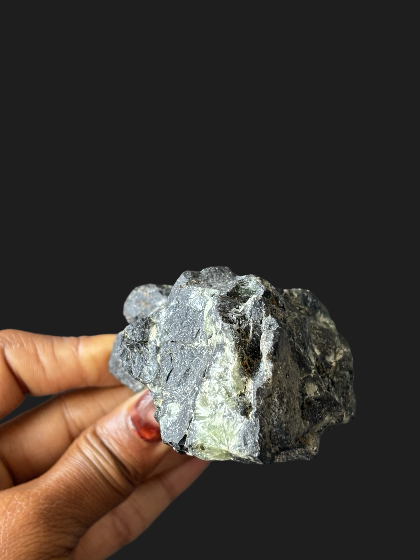 Exceptional Wavellite Specimen with Extremely Sparkly Botryoidal Formations on Novaculite Matrix – Mauldin Mountain, Arkansas